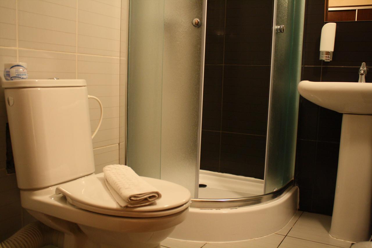 Garni Hotel Cosmopolitan Senec Dış mekan fotoğraf